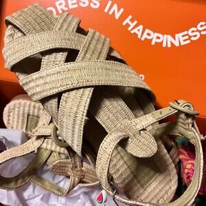 Farm Rio raffia zigzag sandals 9 fisherman NEW IN BOX
